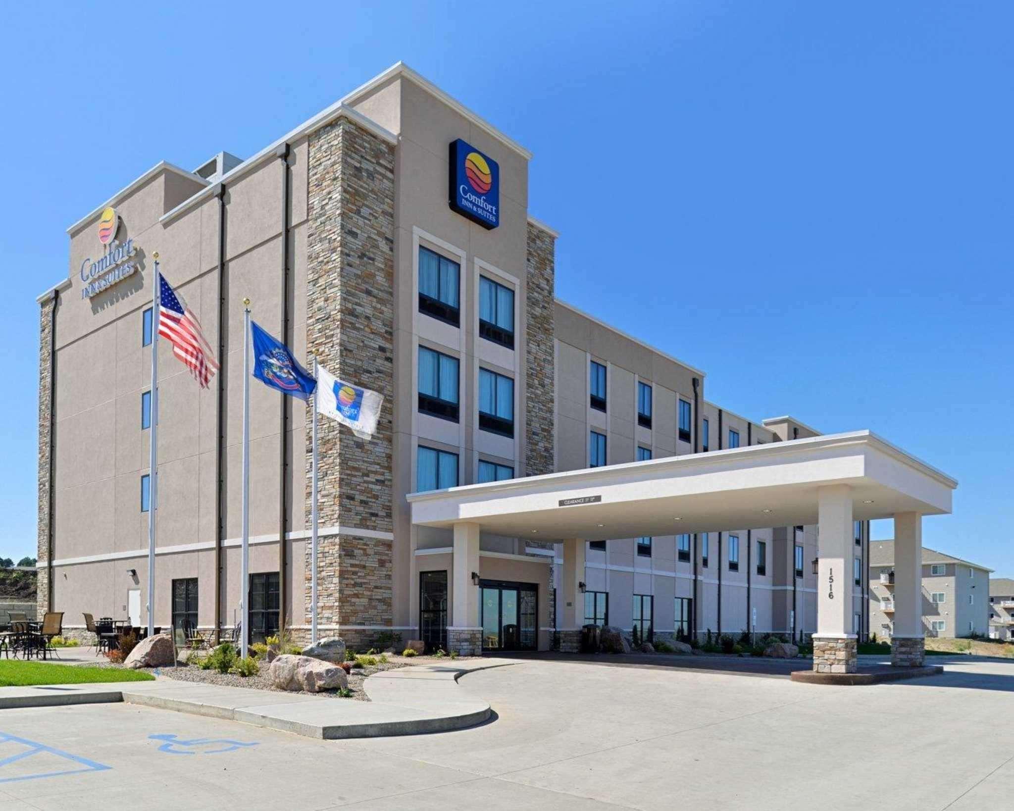 Comfort Inn & Suites Mandan - Bismarck Exterior foto